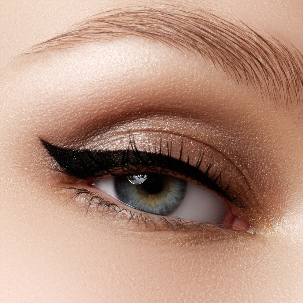 Dreamliner Enduring Cake Eyeliner